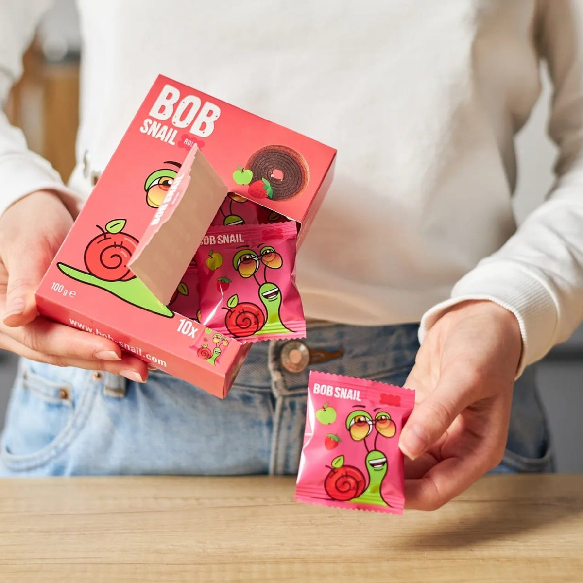 Bob Snail Rollsy Apple & Strawberry Snack with No Added Sugar - 100 g